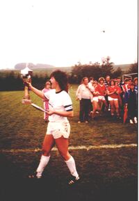 1987 Silke mit Pokal